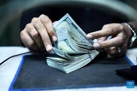 Nằm mơ thấy tiền là điềm báo gì? Con số nào may mắn? 6 Ngủ mơ thấy mất tiền