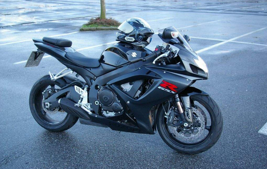 Mơ thấy xe máy đánh con gì? Mơ thấy xe máy điềm tốt hay xấu? 7 Mộng thấy chạy xe máy tốc độ cao